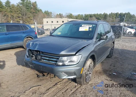 2019 Volkswagen Tiguan 2.0T Se/2.0T Sel/2.0T Sel R-Line/2.0T Sel R-Line Black from USA, damaged, VIN 3VV2B7AX7KM176746